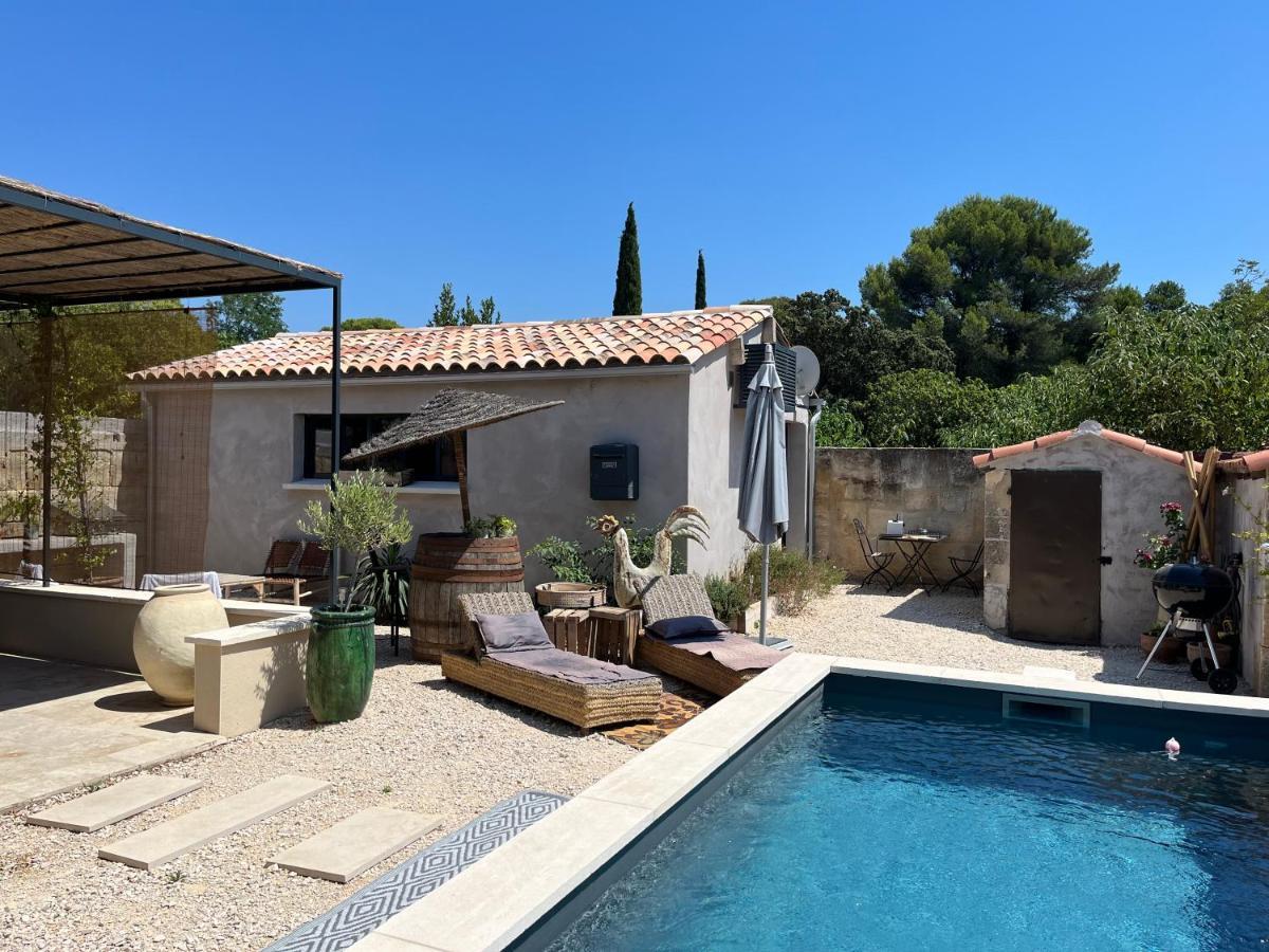 Studio Dans Les Alpilles Appartement Fontvieille Buitenkant foto