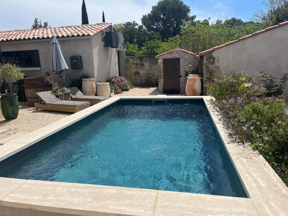 Studio Dans Les Alpilles Appartement Fontvieille Buitenkant foto